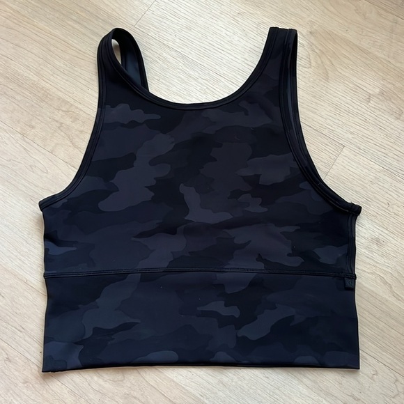 Lulu Lemon Power Pivot Tank Top Black Camo High Neck Deep V Size Medium - Picture 3 of 7